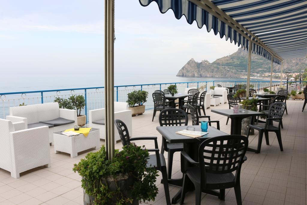 Hotel Kennedy Sant'Alessio Siculo Exterior photo